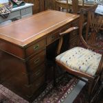 437 7007 WRITING DESK